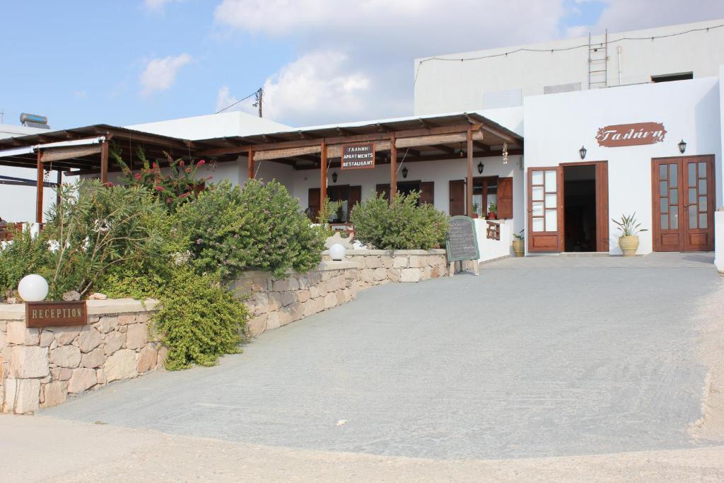 Γαλήνη Ξενοδοχείο Αγία Ειρήνη Μήλου Εξωτερικό φωτογραφία