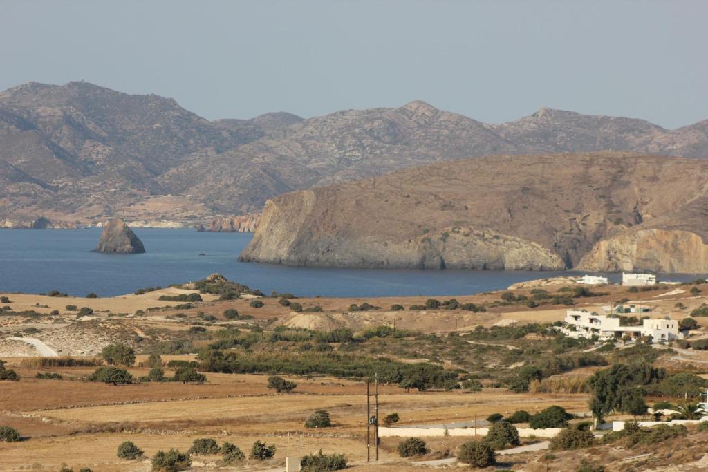 Γαλήνη Ξενοδοχείο Αγία Ειρήνη Μήλου Εξωτερικό φωτογραφία